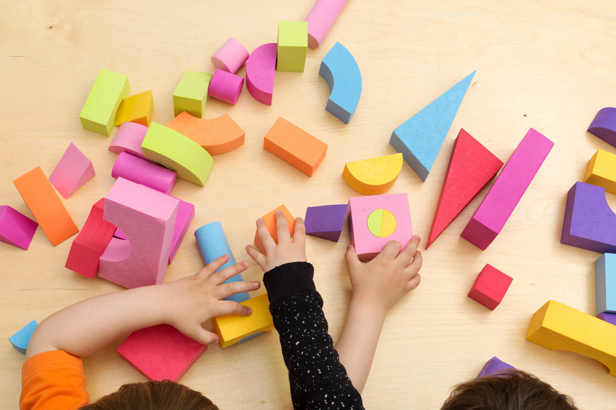 BIG LEARNING FOR LITTLE HANDS